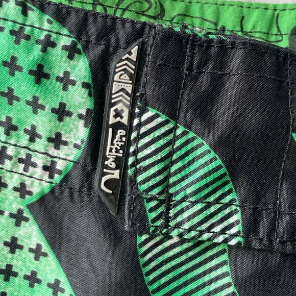 Vtg Quiksilver STORM Swim Trunks Mens Size 32 Green Black Logo Board Shorts - Picture 6 of 14